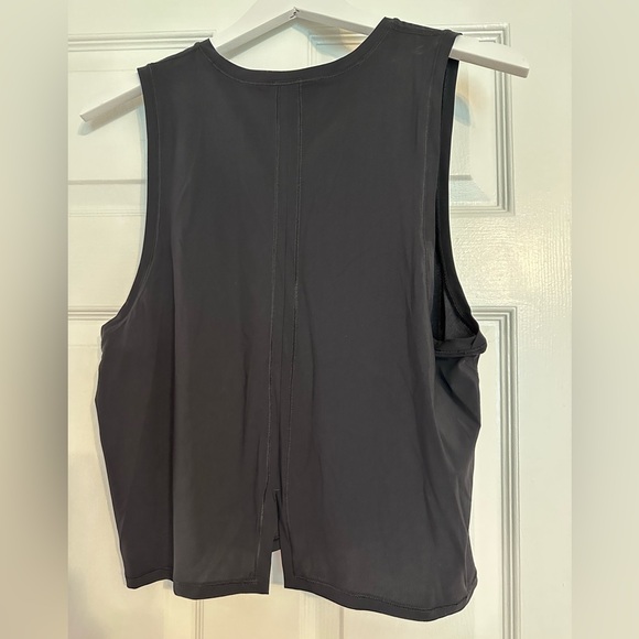 Spanx Go Lightly Cropped Tank NWT black - Picture 4 of 11